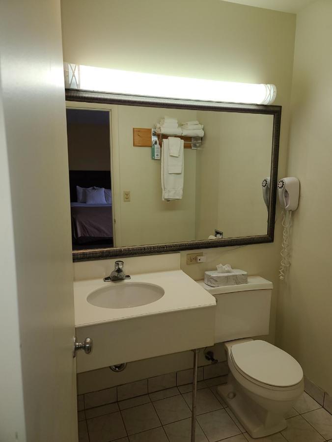 Budget Inn - Farmington Esterno foto